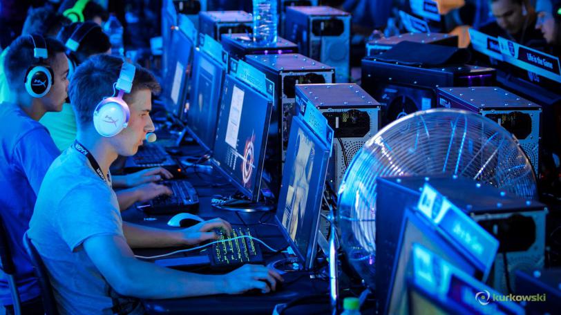 Obrazek artykułu Wakacyjne SUPER GAME E-Sport