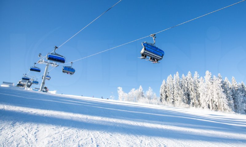 View of 6-person chairlift at Kotelnica Białczańska